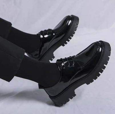 Массивные мужские туфли броги на высокой подошве черные лакированные MD20135-6 фото