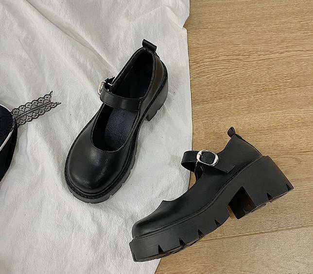 Ретро туфли черные на низкой грубой подошве TG10042-1 фото