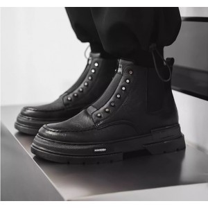 Чорні чоловічі осінні черевики челсі із заклепками на товстій підошві