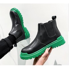 Мужские ботинки челси на яркой зеленой подошве