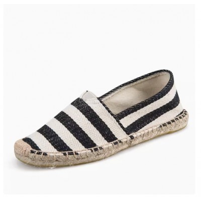 Літні еспадрільі в широку чорну смужку