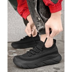 Мужские летние черные кроссовки в сетку на толстой необычной подошве