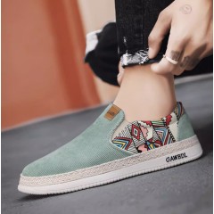 Яркие летние мужские слипоны хаки с вставкой и кантом - оливковые