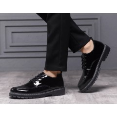 Мужские туфли - броги лаковые с шнурками