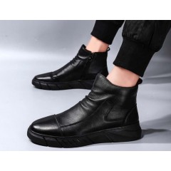 Черные теплые мужские ботинки со складками