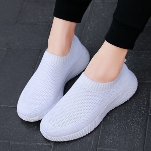 Легкие летние белые кроссовки носки без шнурков женские