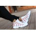 Белые спортивные кроссовки высокие с красными полосками