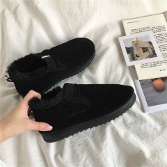 Низкие меховые черные замшевые ботинки