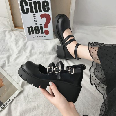 Туфли в стиле лолита - ретро черные на высокой подошве с ремешками
