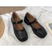 Туфли на маленьком широком каблуке и тонкой подошве с круглым носком и  ремешком - Мэри Джейн 