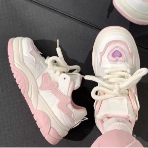  Милі білі кросівки з рожевими вставками та серцями з товстими шнурками