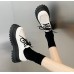 Жіночі лакові туфлі лофери в стилі ретро на високій грубій підошві бежевий