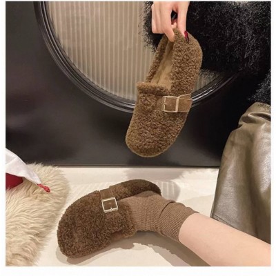 Жіночі плюшеві зимові коричневі мокасини з ремінцем.