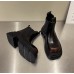 Женские грубые ботинки челси черные затертые с коричневым на высокой подошве