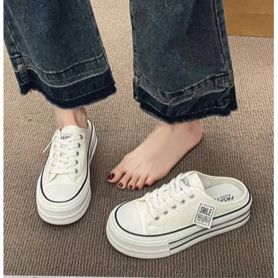 Женские белые кеды без задника на высокой подошве платформе